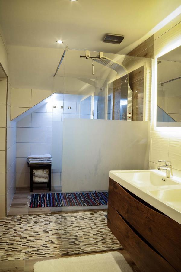 Erlauf - Ursprung, - 6 Personen, Outdoorsauna Mit Bachzugang Apartment