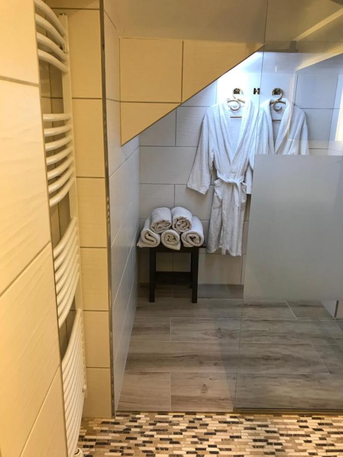 Erlauf - Ursprung, - 6 Personen, Outdoorsauna Mit Bachzugang * Mitterbach